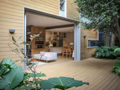 A Stunning Contemporary Home with a Large Bookshelf in Mexico City by Paul Cremoux Studio (8)