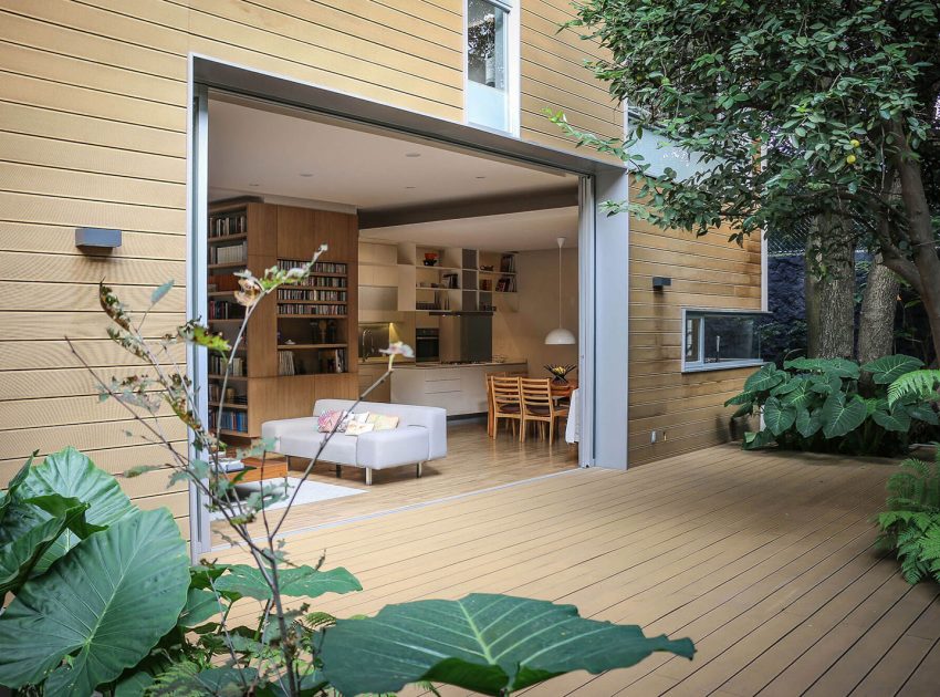 A Stunning Contemporary Home with a Large Bookshelf in Mexico City by Paul Cremoux Studio (8)