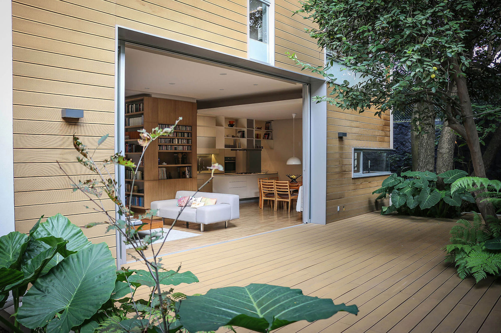 A Stunning Contemporary Home with a Large Bookshelf in Mexico City by Paul Cremoux Studio (8)