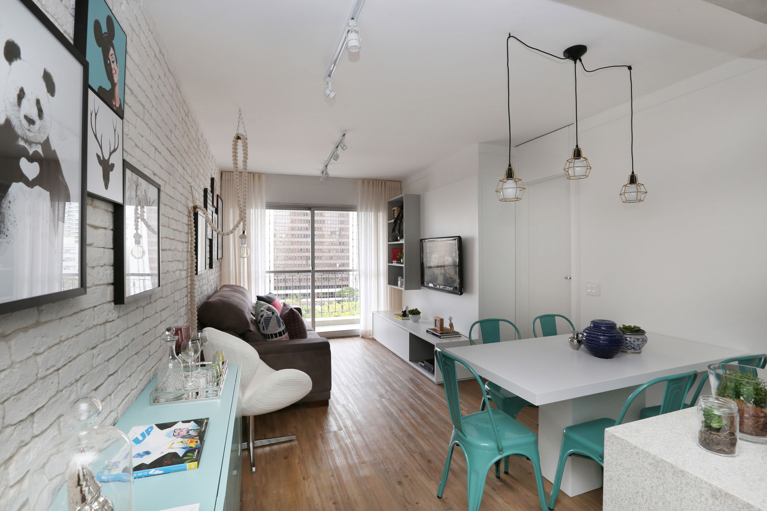 A Stylish Apartment with Romantic Atmosphere in São Paulo by Casa 2 Arquitetos (1)