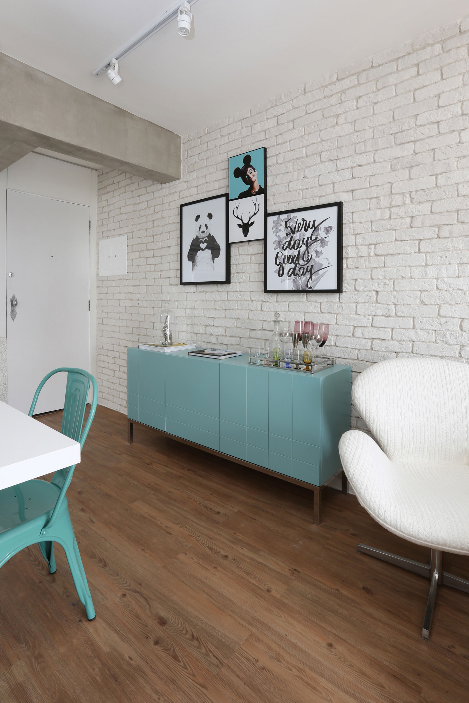 A Stylish Apartment with Romantic Atmosphere in São Paulo by Casa 2 Arquitetos (13)