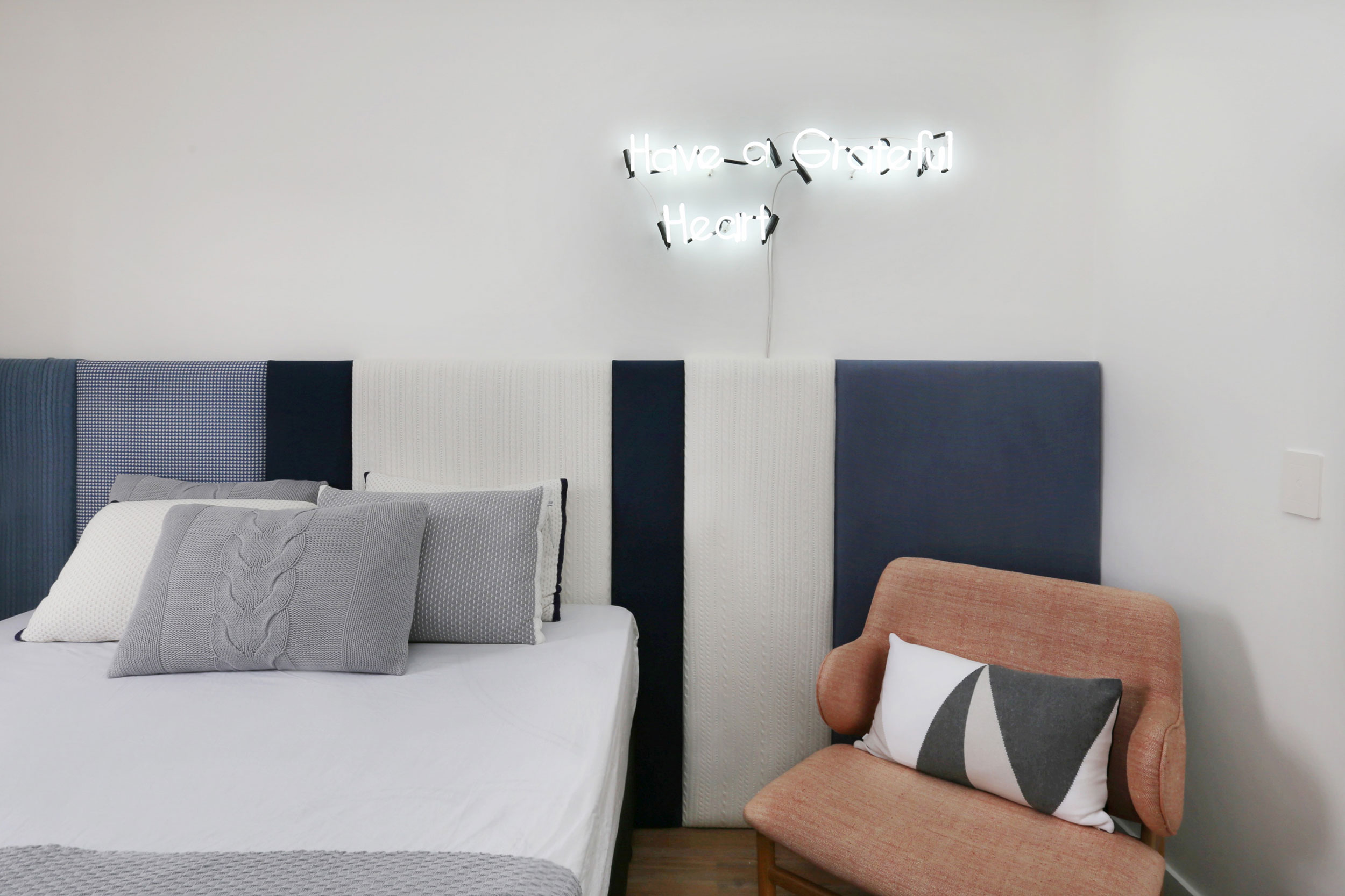 A Stylish Apartment with Romantic Atmosphere in São Paulo by Casa 2 Arquitetos (28)