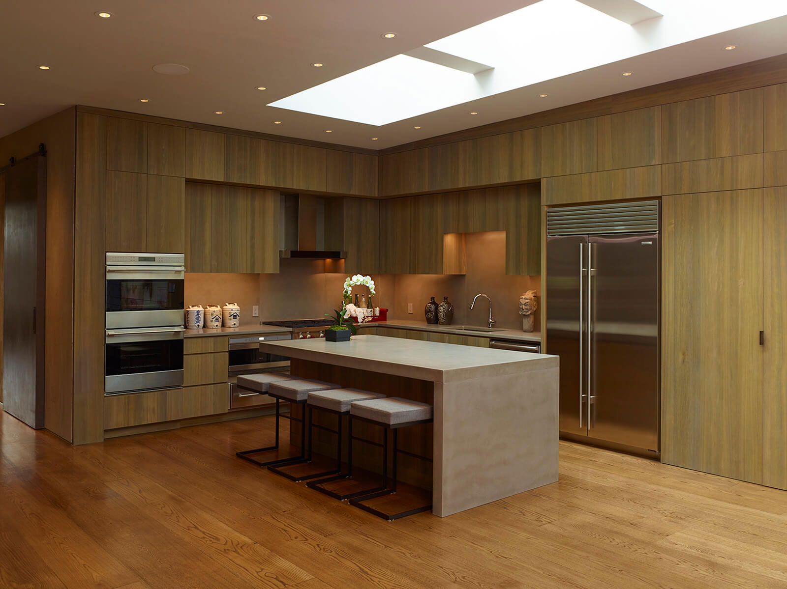 A Stylish Apartment with a Reclaimed Mosaic Wall Tile in New York City by Charles Rose Architects (4)