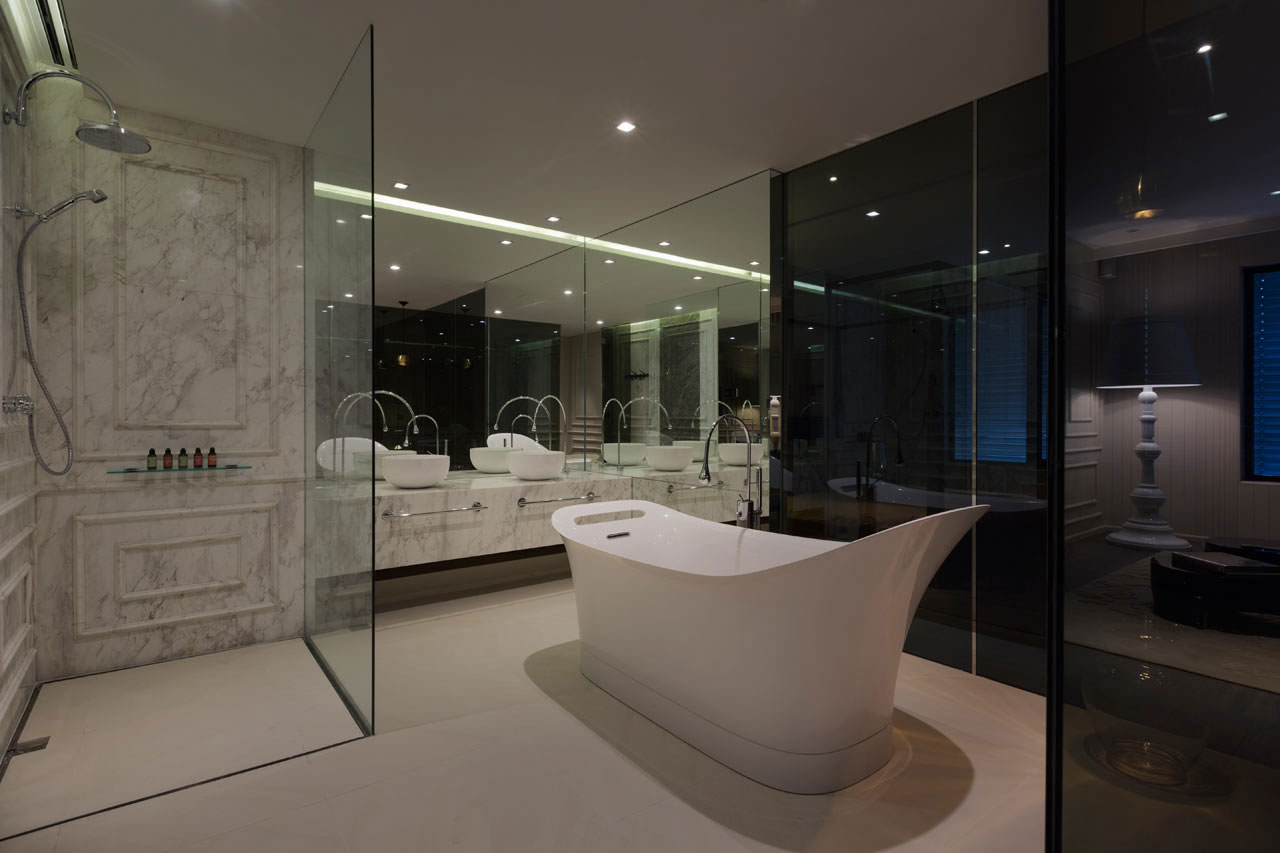 A Stylish Apartment with an Eclectic Mix of Modern and Classic Interiors in Shanghai by Dariel Studio (18)