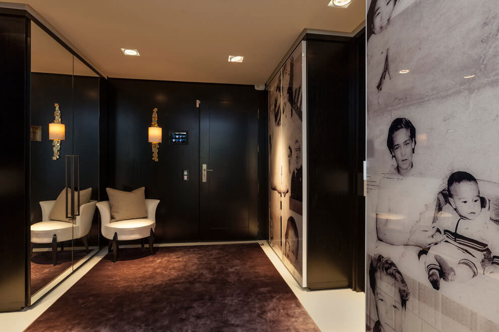 A Stylish Beach Home with Warm and Romantic Interiors in Marbella by Patricia Darch Interiors (17)