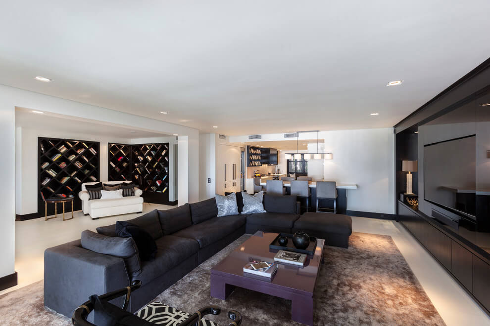 A Stylish Beach Home with Warm and Romantic Interiors in Marbella by Patricia Darch Interiors (7)