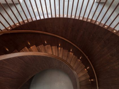 A Stylish Contemporary Home with a Splendid Interior and Carved Staircase in Miami Beach by rGlobe architecture (21)