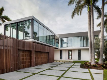 A Stylish Contemporary Home with a Splendid Interior and Carved Staircase in Miami Beach by rGlobe architecture (4)