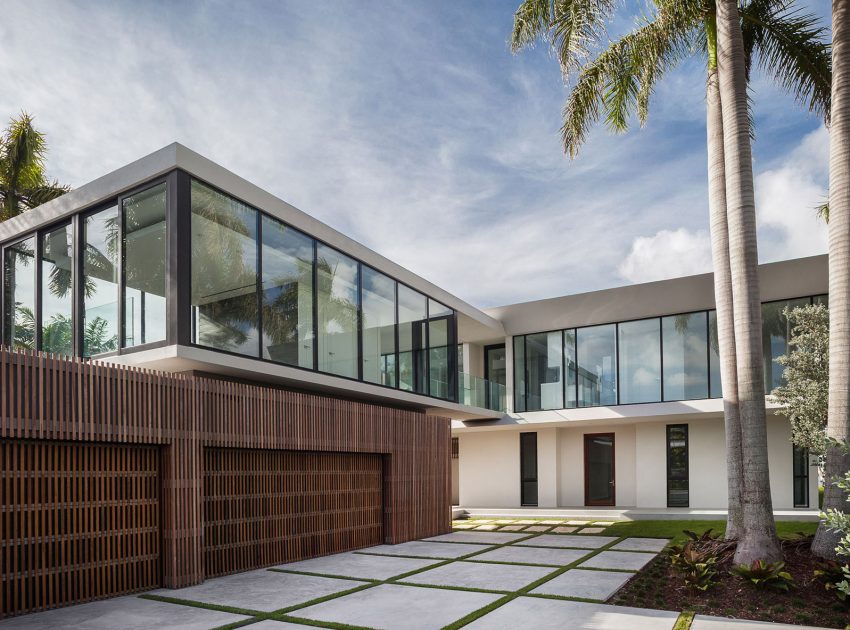 A Stylish Contemporary Home with a Splendid Interior and Carved Staircase in Miami Beach by rGlobe architecture (5)