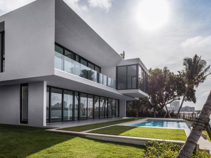 A Stylish Contemporary Home with a Splendid Interior and Carved Staircase in Miami Beach by rGlobe architecture (9)