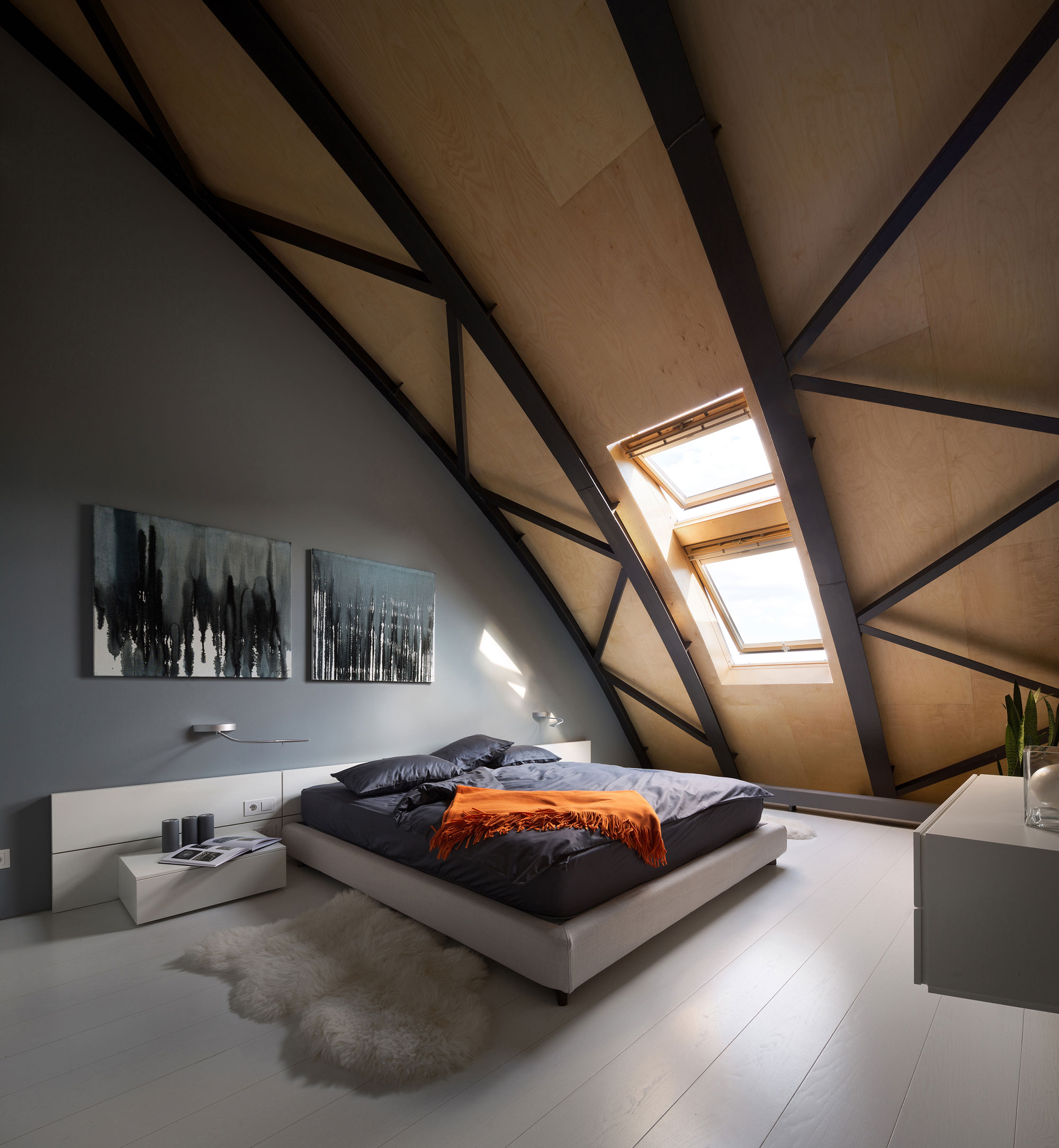 A Stylish Contemporary Loft with an Arched Ceiling in Kiev, Ukraine by Alex Obraztsov (11)