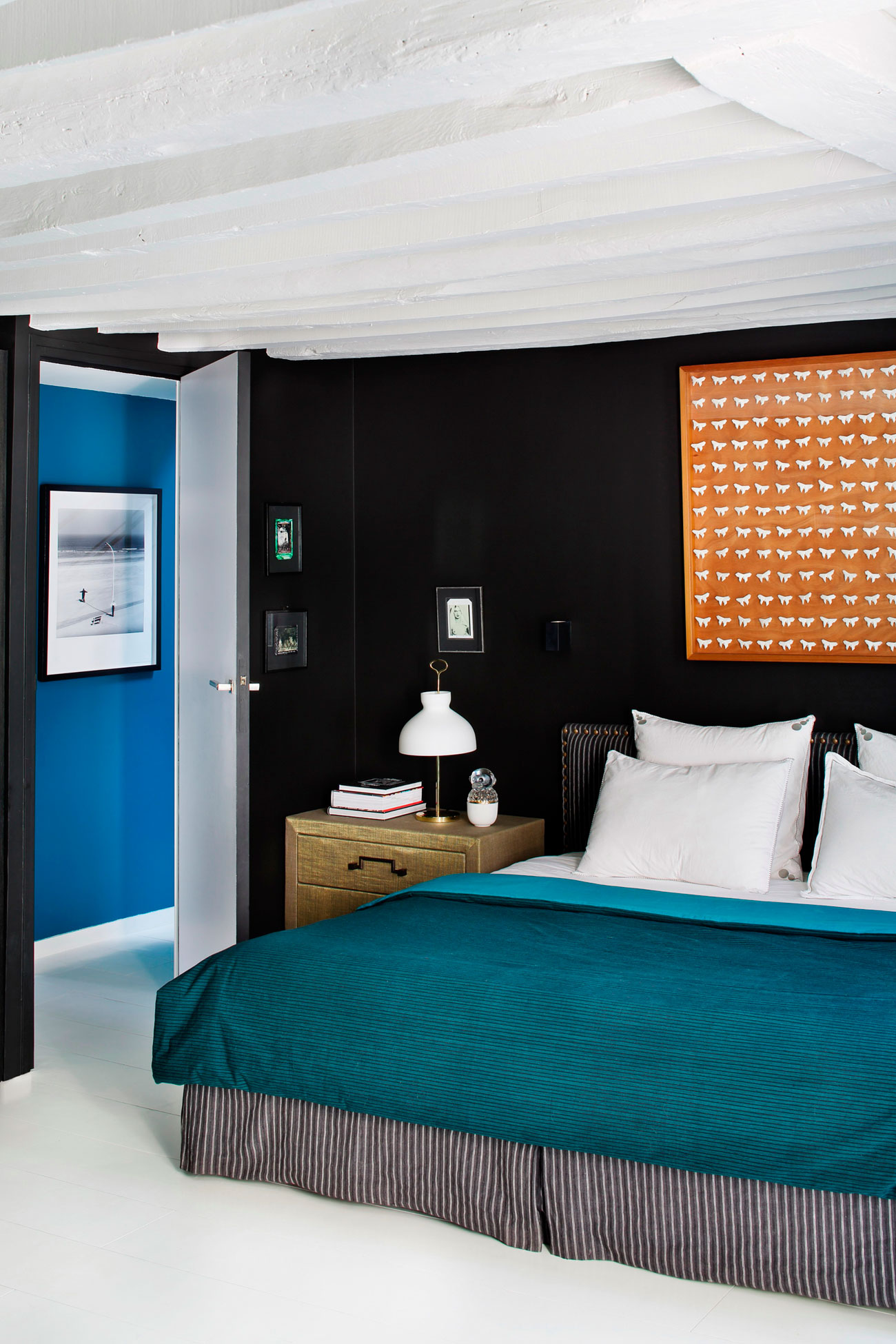 A Stylish Duplex Apartment with Eclectic and Colorful Accents in Paris, France by Sarah Lavoine (24)