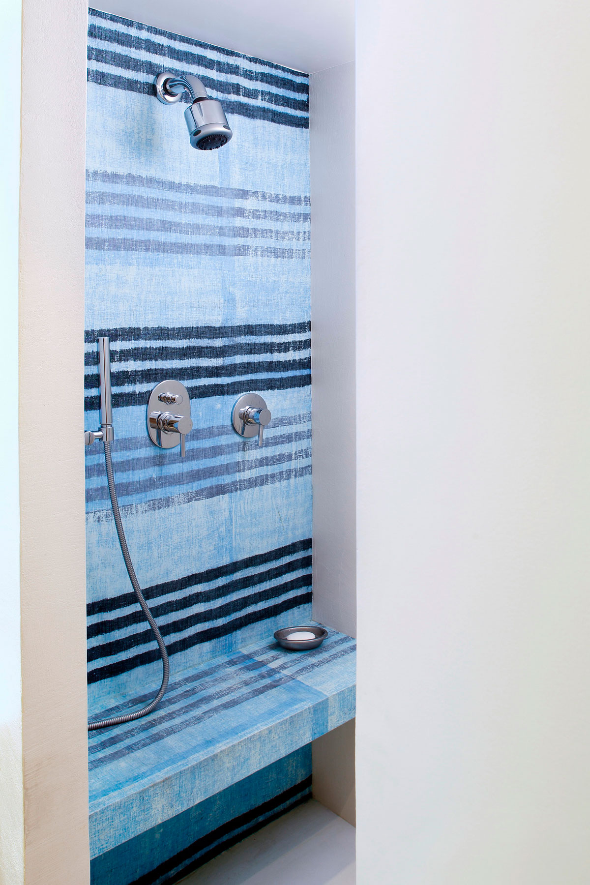 A Stylish Duplex Apartment with Eclectic and Colorful Accents in Paris, France by Sarah Lavoine (29)