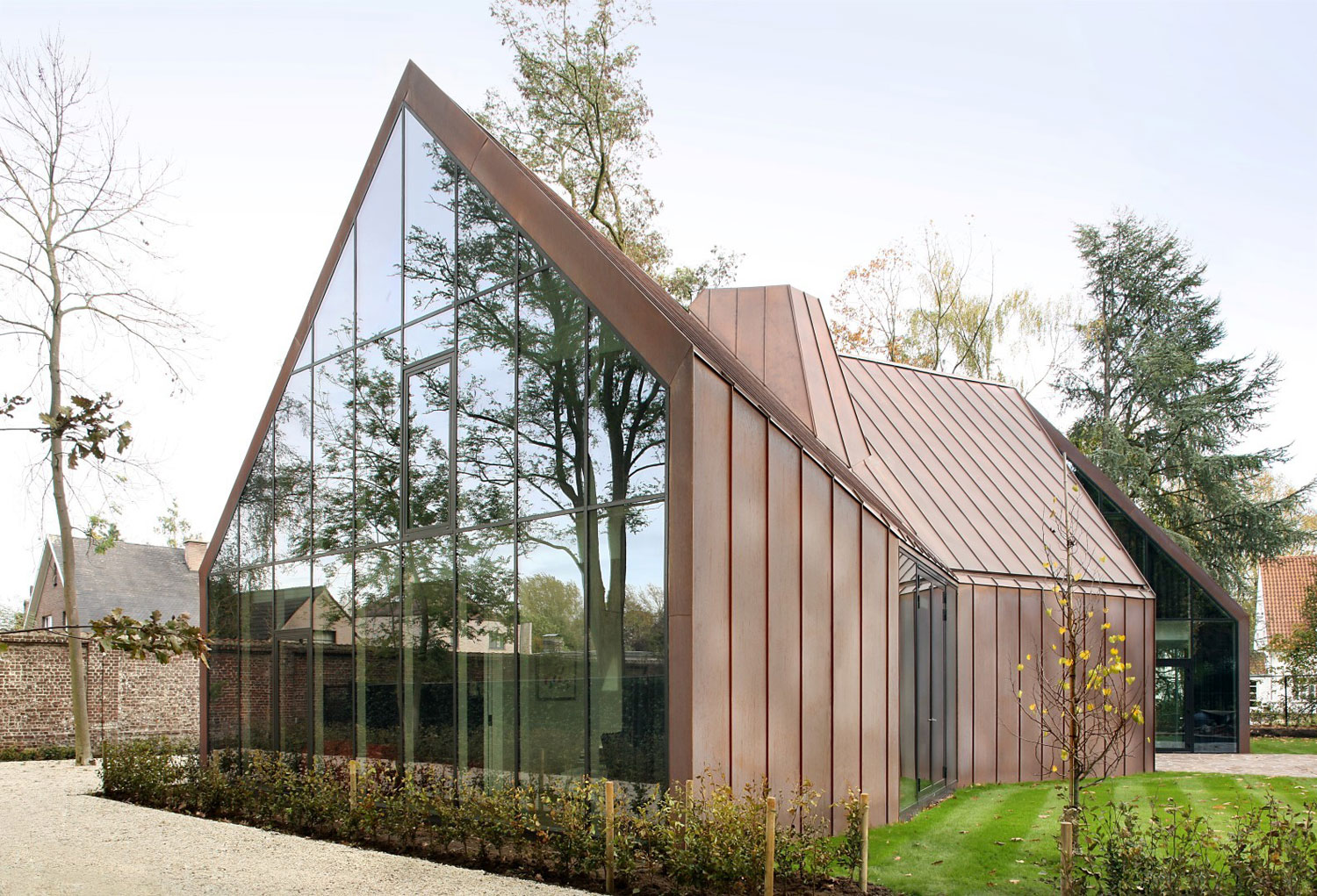 A Stylish Modern Copper-Clad House with Stunning Views in Destelbergen, Belgium by Graux & Baeyens Architects (1)