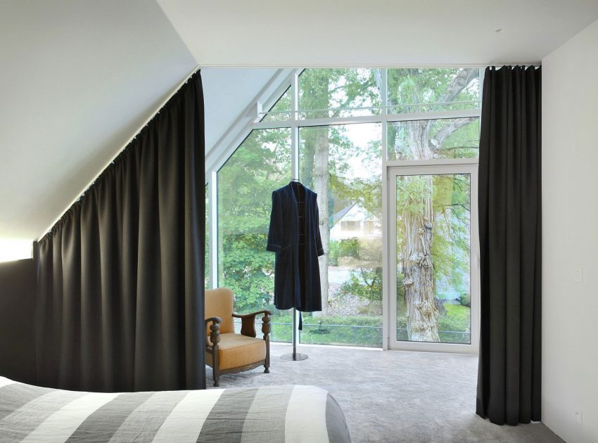 A Stylish Modern Copper-Clad House with Stunning Views in Destelbergen, Belgium by Graux & Baeyens Architects (14)