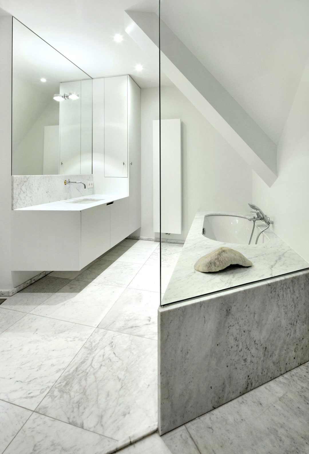 A Stylish Modern Copper-Clad House with Stunning Views in Destelbergen, Belgium by Graux & Baeyens Architects (16)