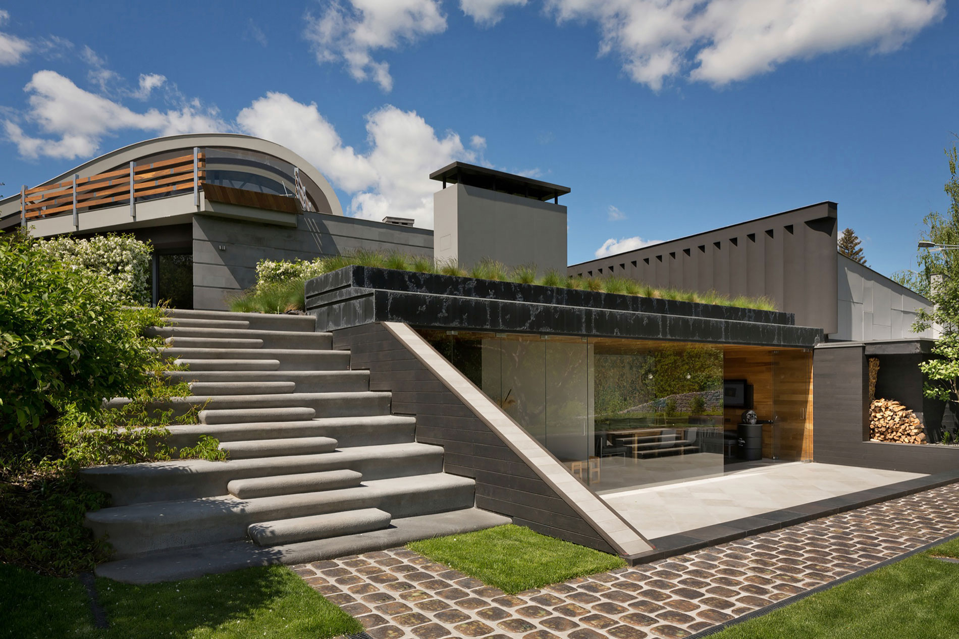 A Stylish Modern Home with a Stunning Landscaping Program in Kharkiv by Sbm Studio (2)