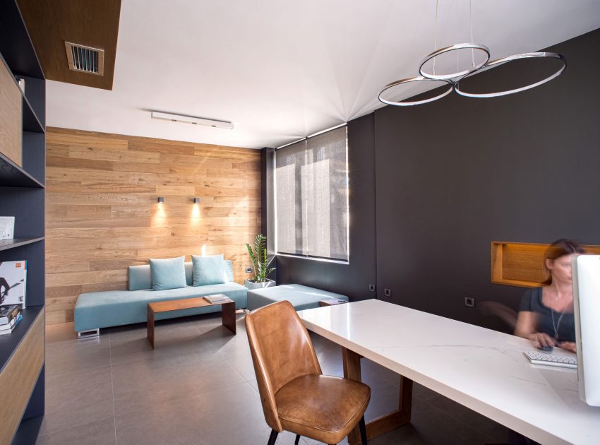 A Stylish Studio Apartment with Warm and Elegant Interiors in Igoumenitsa, Greece by VR Architects (10)