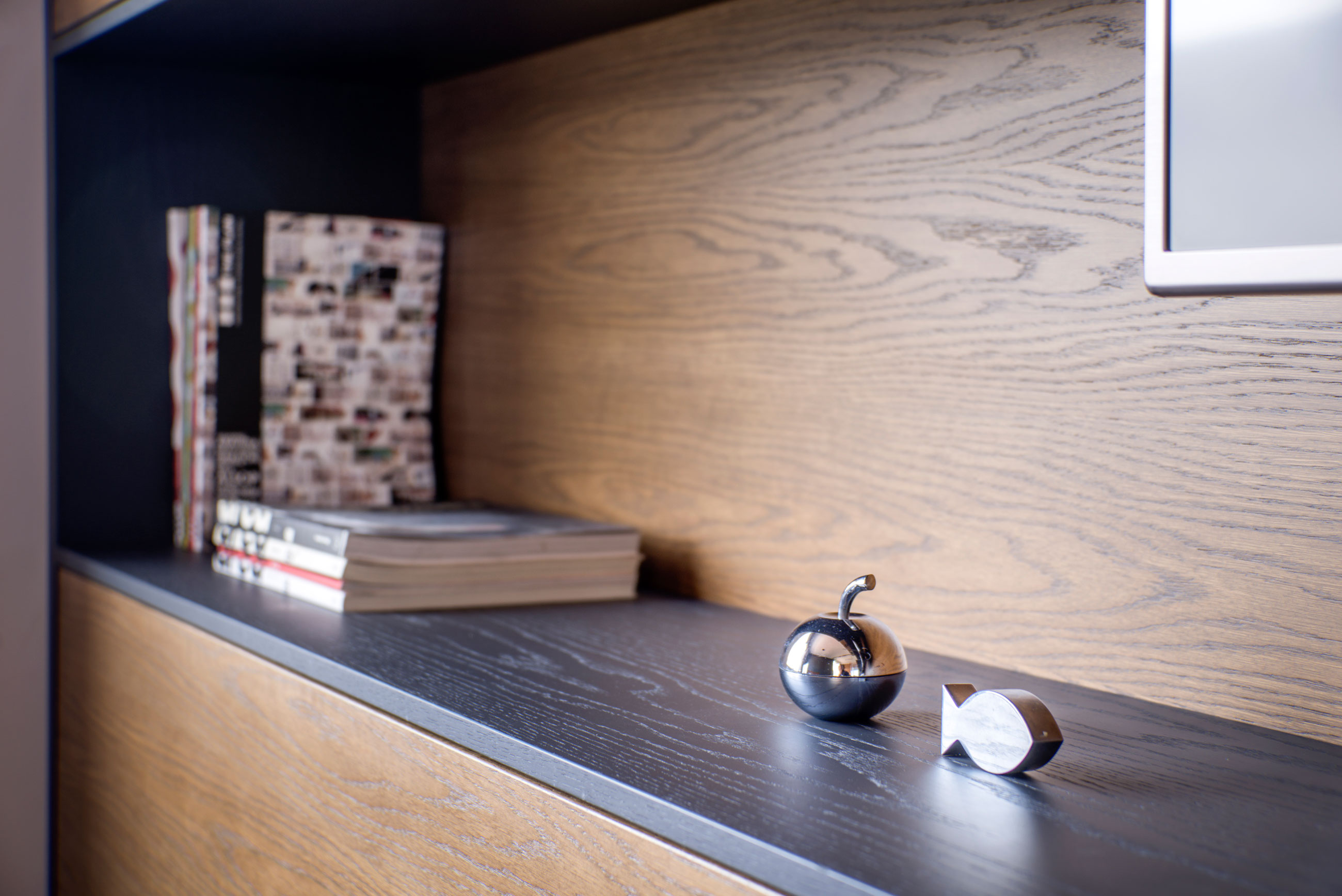 A Stylish Studio Apartment with Warm and Elegant Interiors in Igoumenitsa, Greece by VR Architects (5)