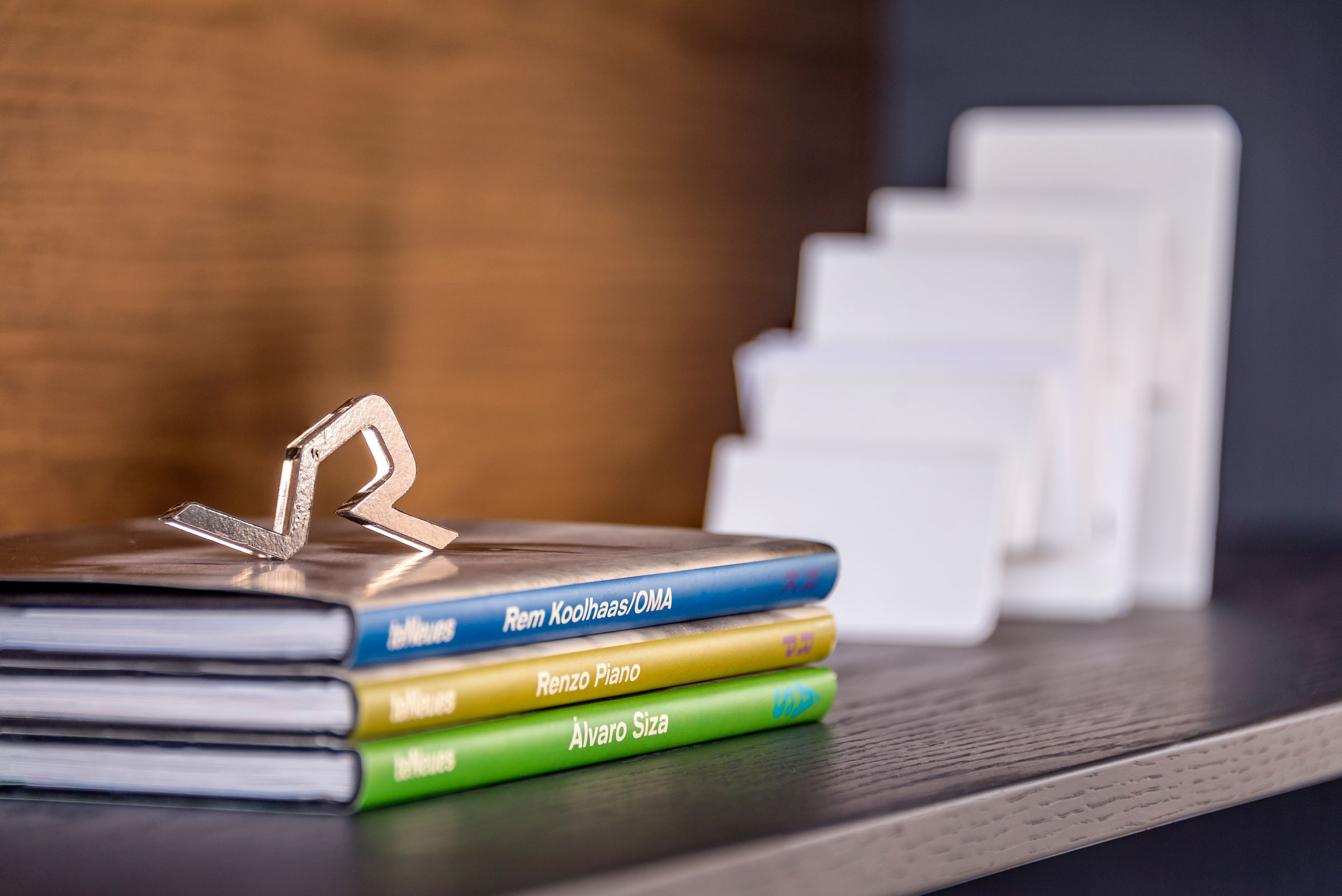 A Stylish Studio Apartment with Warm and Elegant Interiors in Igoumenitsa, Greece by VR Architects (9)