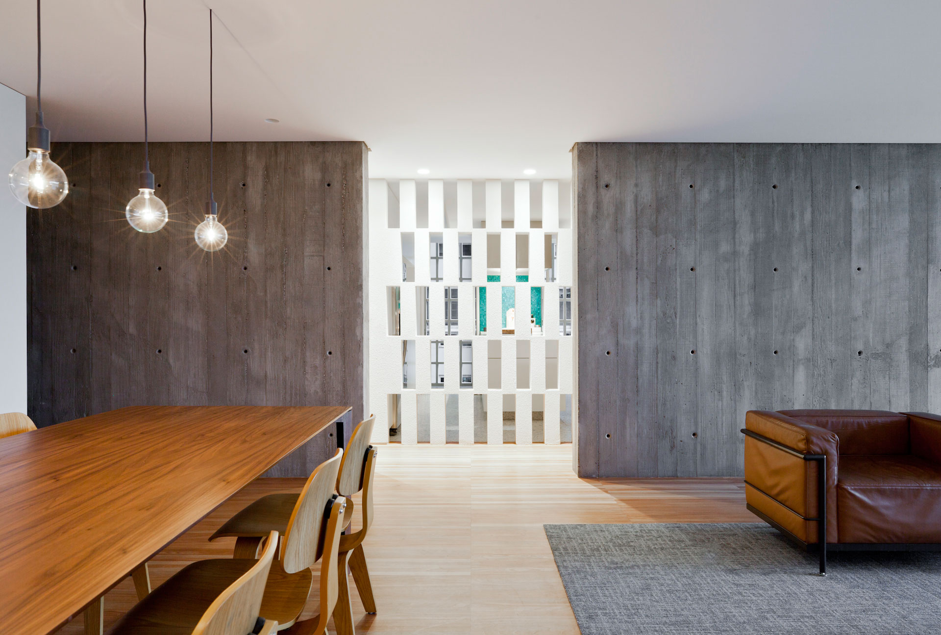 A Stylish and Luminous Contemporary Apartment in Itaím, Brazil by Couto Arquitetura (12)