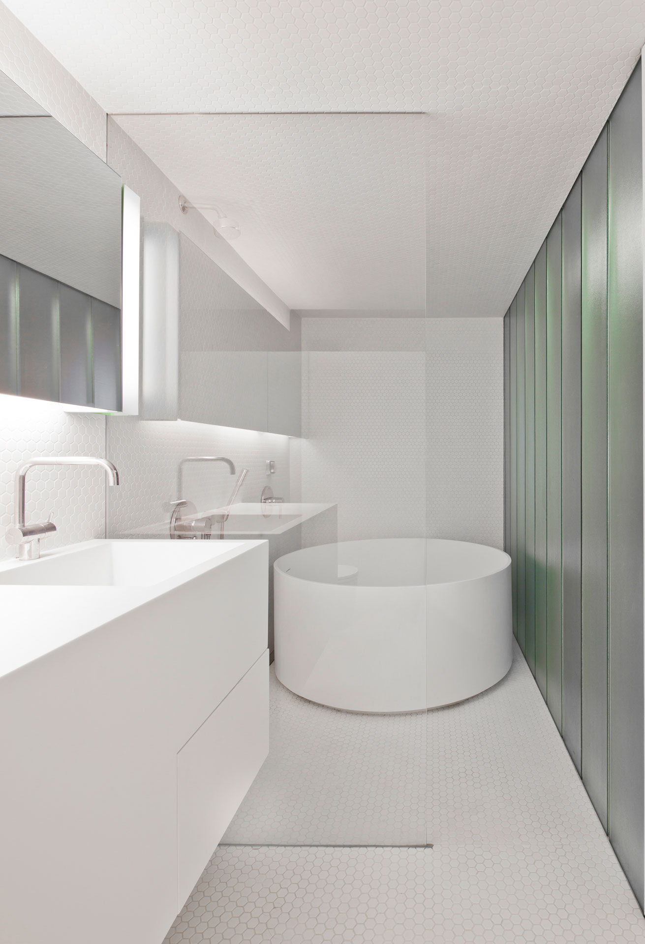 A Stylish and Luminous Contemporary Apartment in Itaím, Brazil by Couto Arquitetura (30)