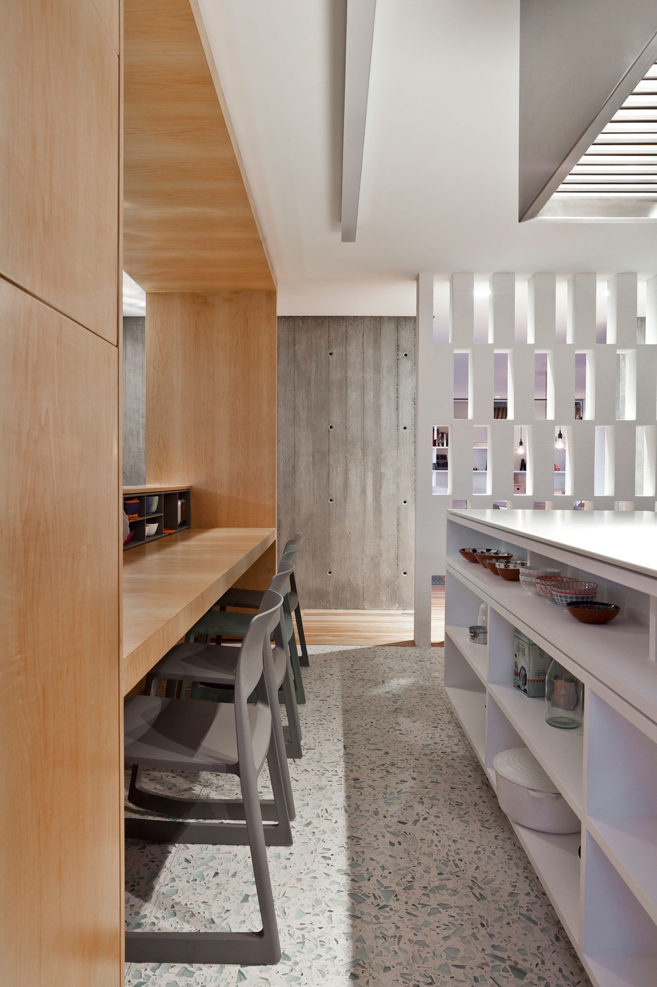 A Stylish and Luminous Contemporary Apartment in Itaím, Brazil by Couto Arquitetura (32)