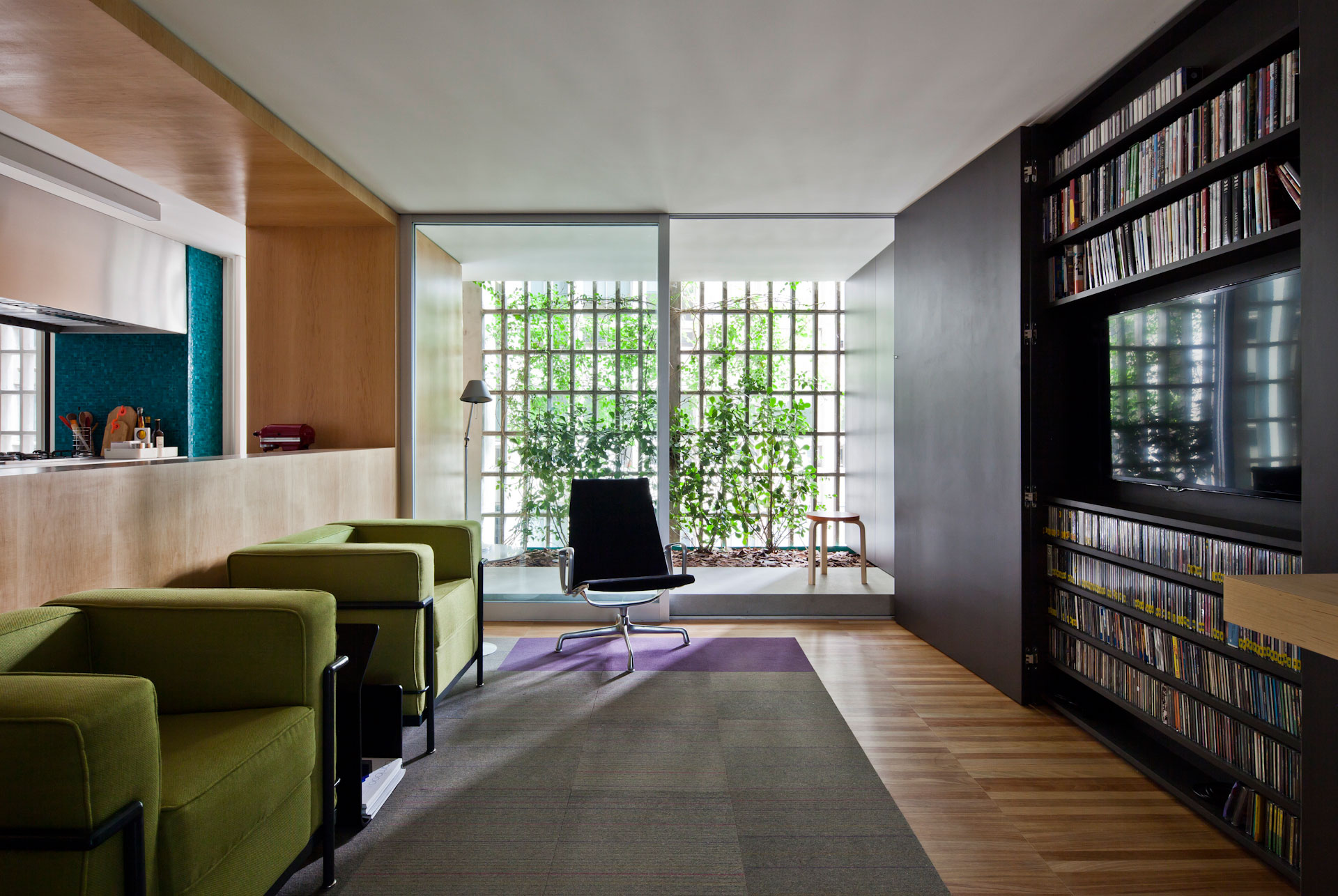 A Stylish and Luminous Contemporary Apartment in Itaím, Brazil by Couto Arquitetura (9)
