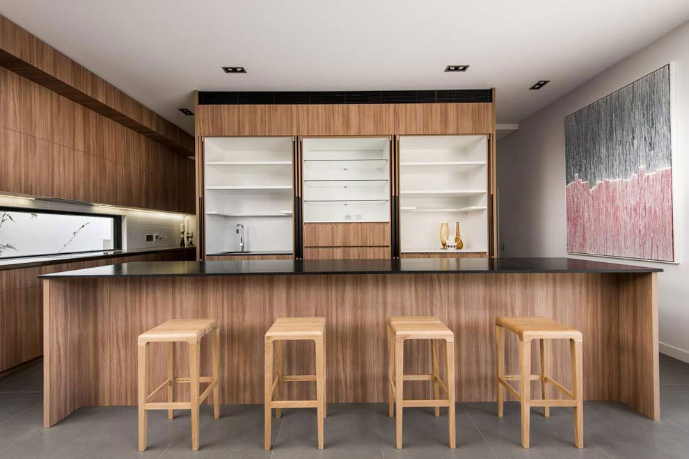 A Stylish and Spacious House Full of Vibrant Character in Floreat by Daniel Cassettai Design (12)