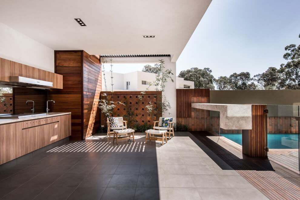 A Stylish and Spacious House Full of Vibrant Character in Floreat by Daniel Cassettai Design (3)