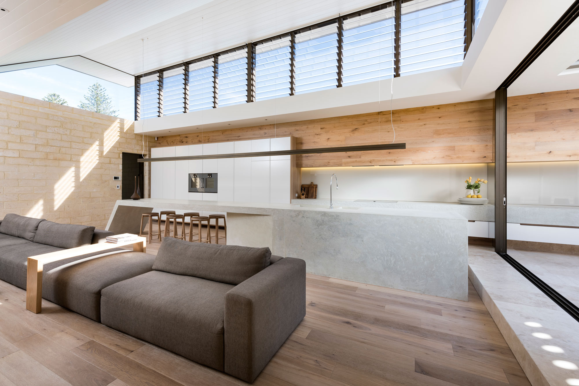 A Stylish and Warm Contemporary Home in Western Australia by Weststyle Design & Development (8)