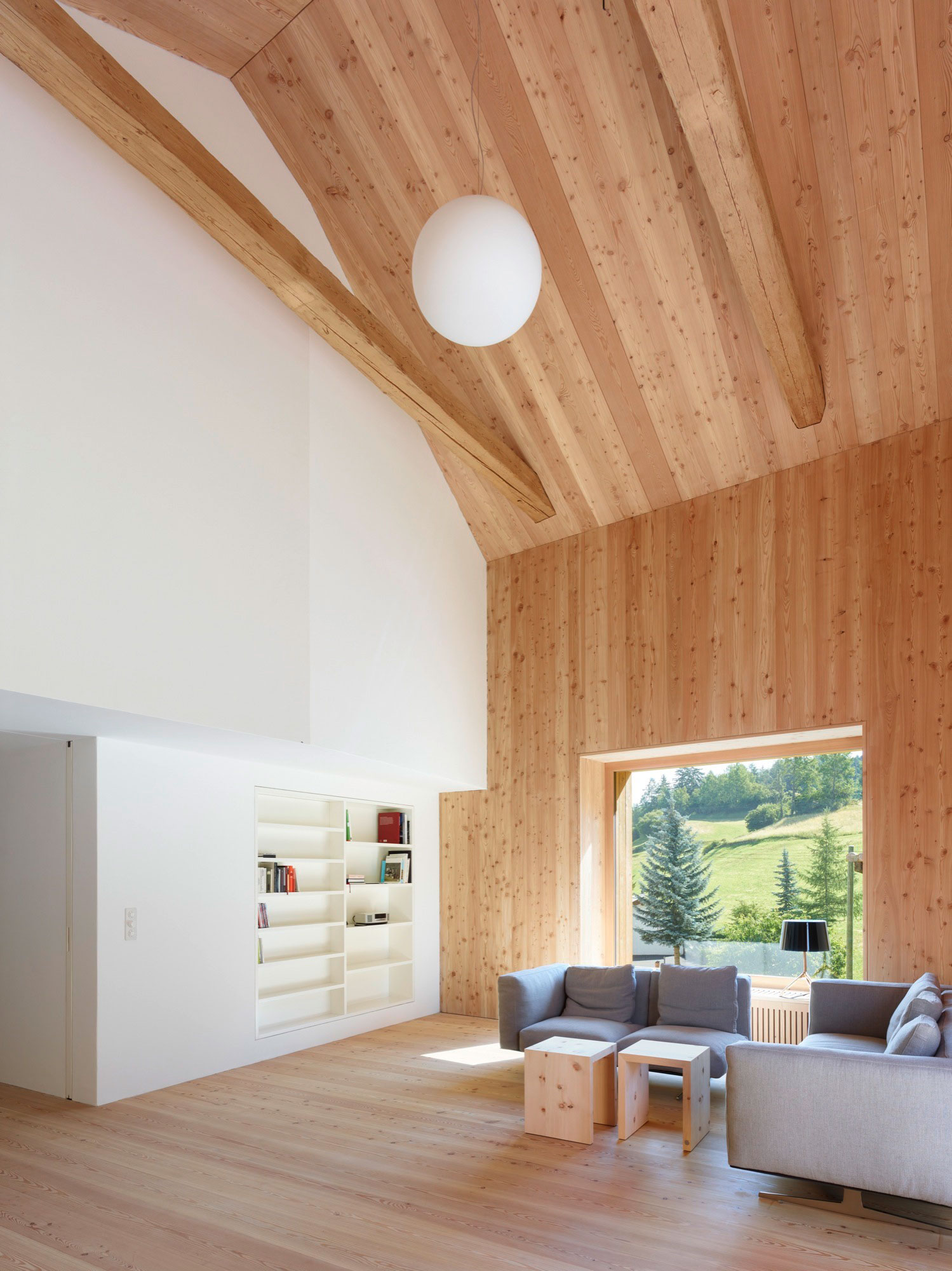 A Traditional Farmhouse Converted Into a Timeless Contemporary House in Scuol, Switzerland by Philipp Baumhauer Architects (12)