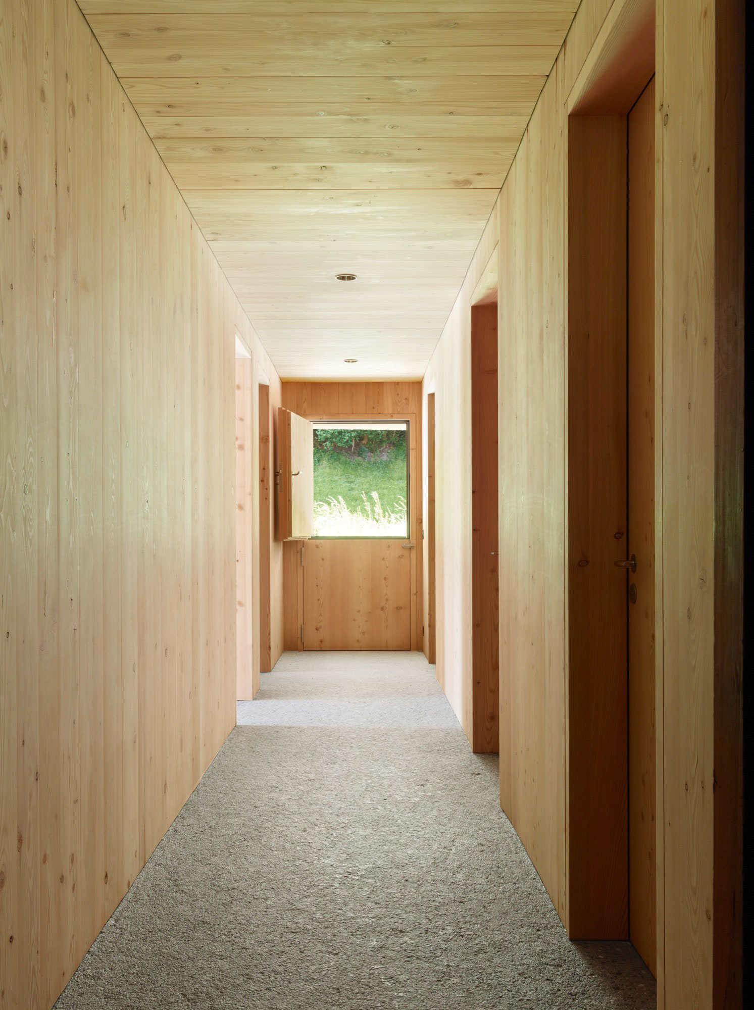 A Traditional Farmhouse Converted Into a Timeless Contemporary House in Scuol, Switzerland by Philipp Baumhauer Architects (20)