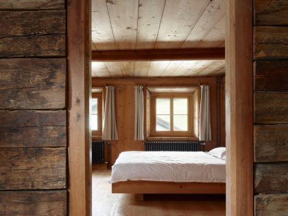 A Traditional Farmhouse Converted Into a Timeless Contemporary House in Scuol, Switzerland by Philipp Baumhauer Architects (21)