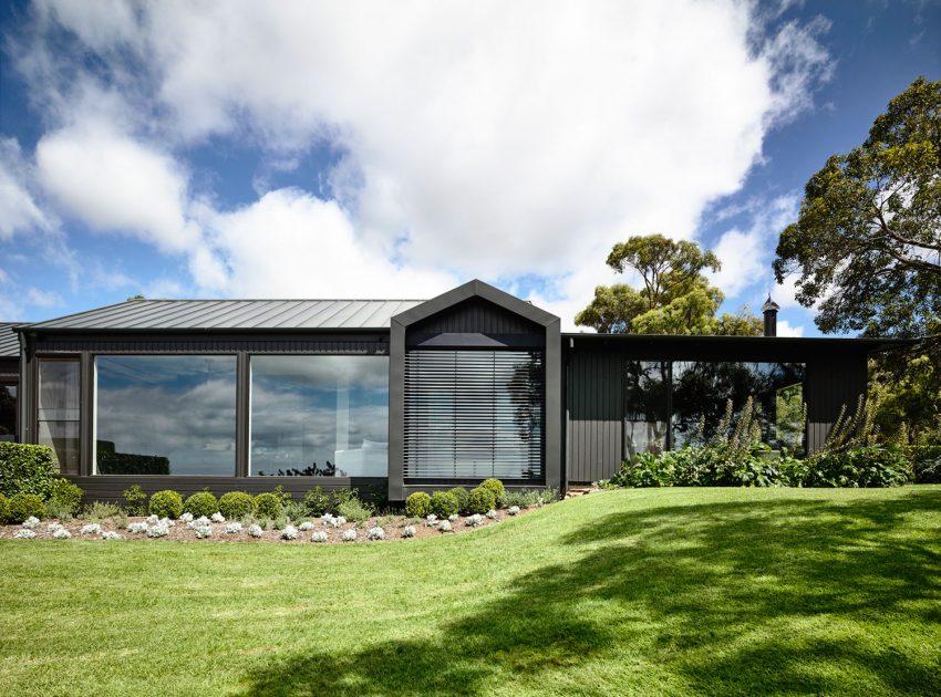 A Traditional Farmhouse Turned into a Moody Contemporary Home in Flinders by Canny Architecture (1)