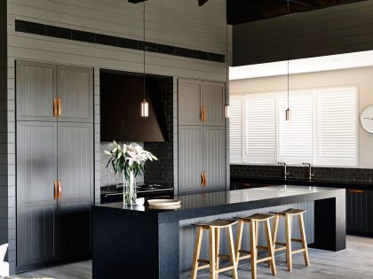 A Traditional Farmhouse Turned into a Moody Contemporary Home in Flinders by Canny Architecture (14)