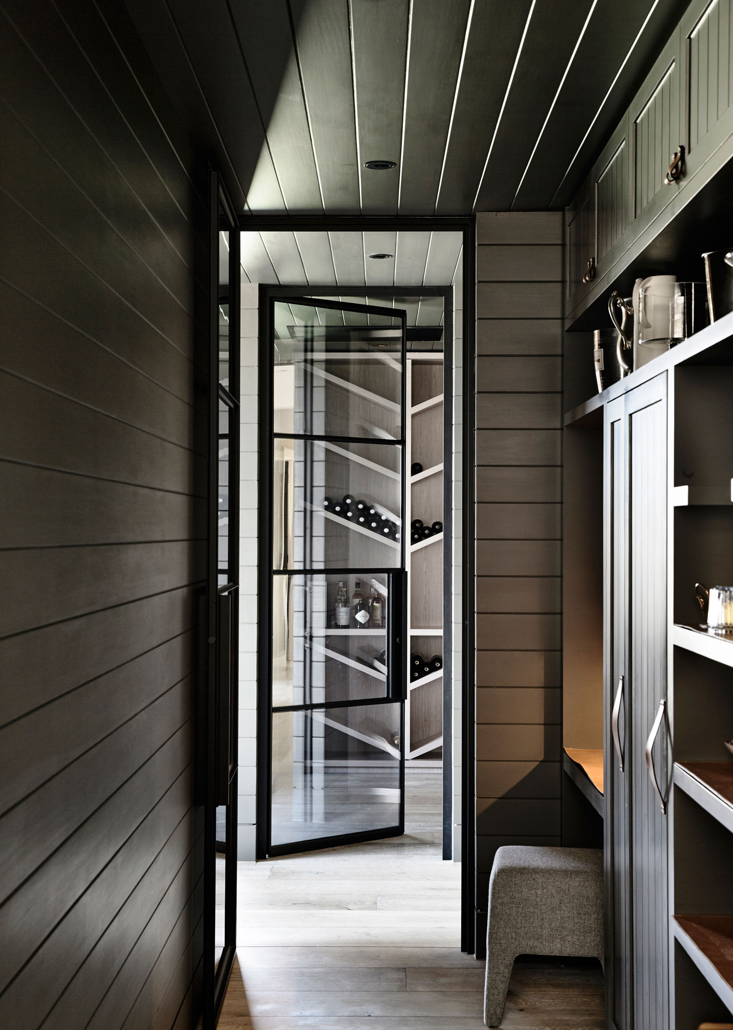 A Traditional Farmhouse Turned into a Moody Contemporary Home in Flinders by Canny Architecture (19)