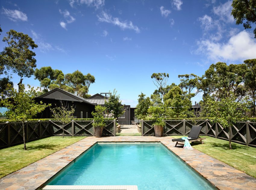 A Traditional Farmhouse Turned into a Moody Contemporary Home in Flinders by Canny Architecture (4)