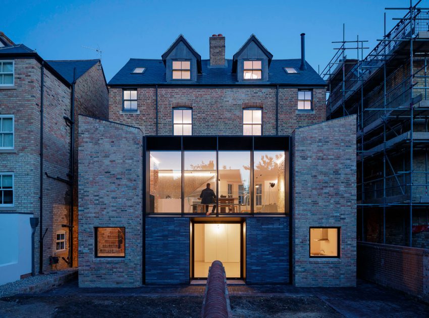 A Two Semi-Detached Houses Converted into One Family Home in Oxford by Delvendahl Martin Architects (1)