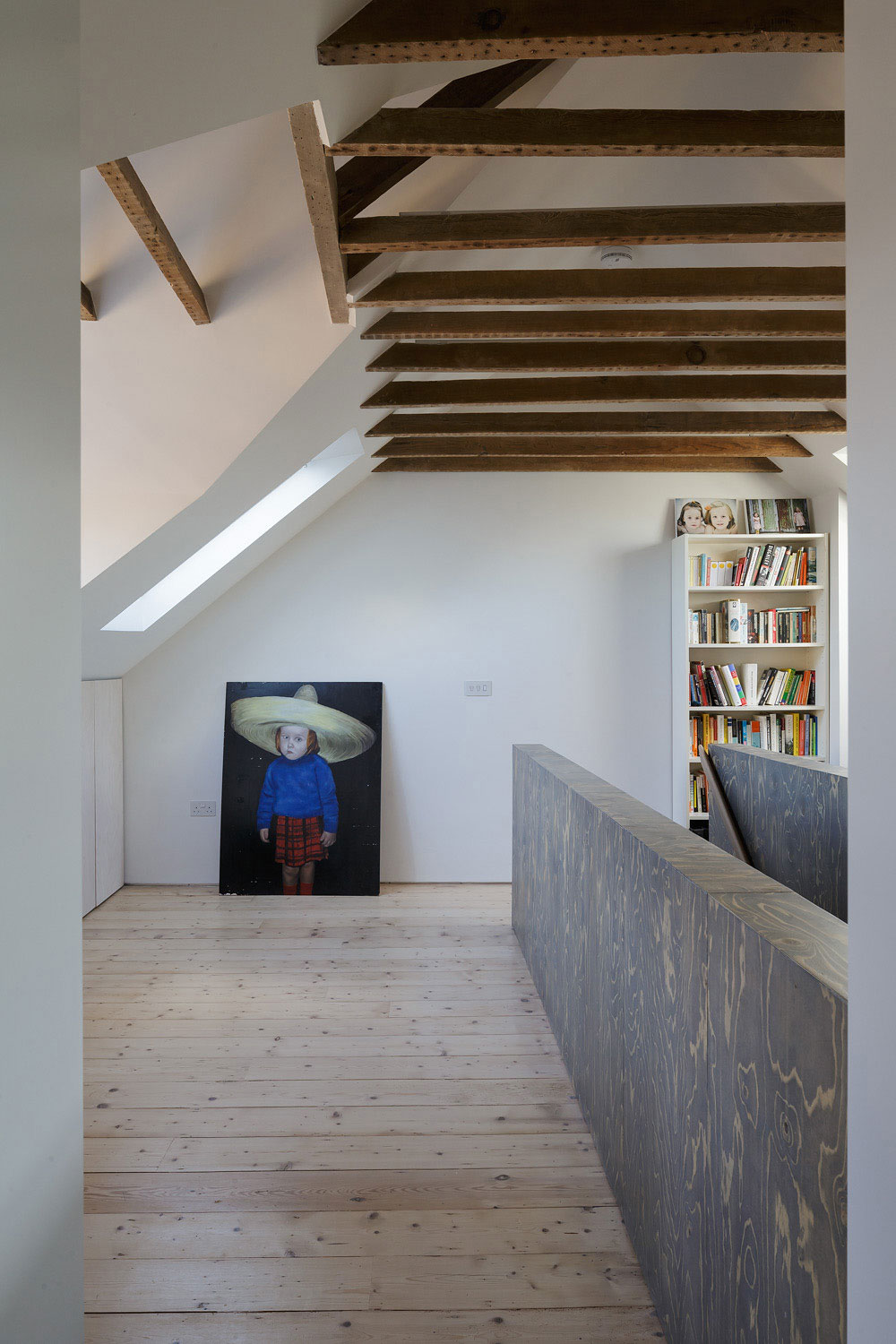 A Two Semi-Detached Houses Converted into One Family Home in Oxford by Delvendahl Martin Architects (13)