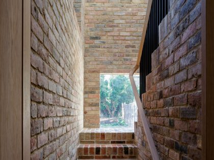 A Two Semi-Detached Houses Converted into One Family Home in Oxford by Delvendahl Martin Architects (5)