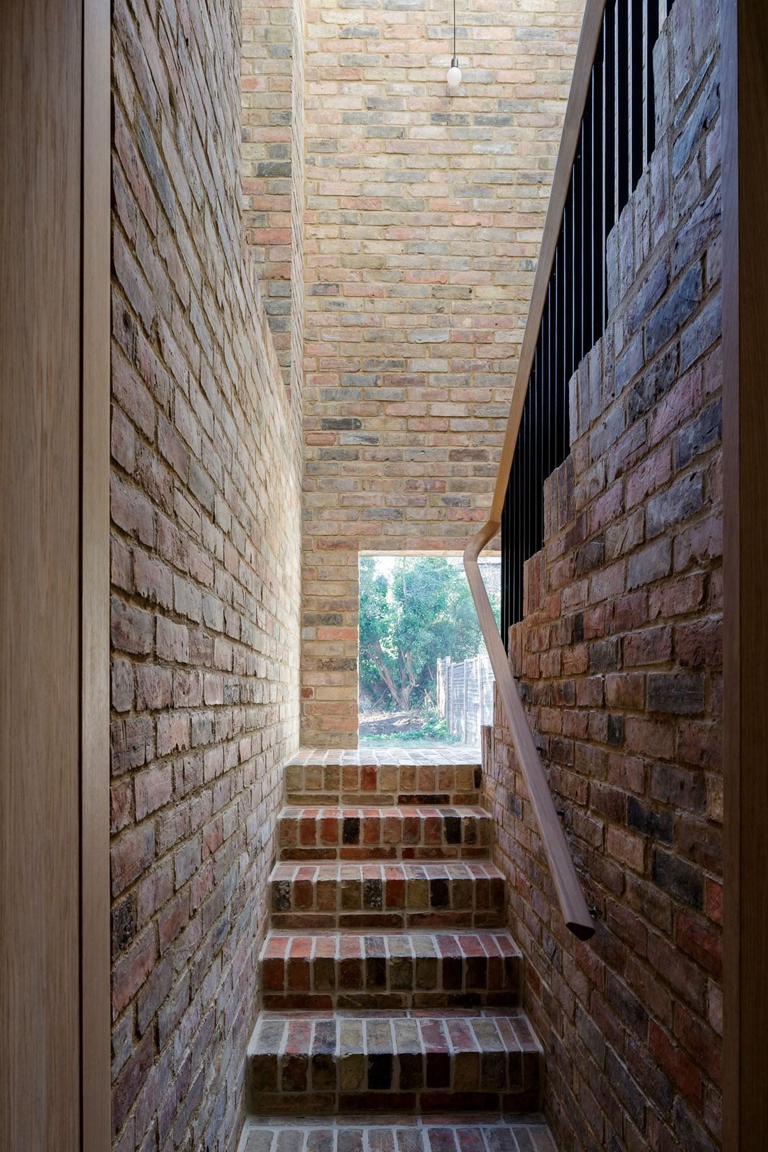 A Two Semi-Detached Houses Converted into One Family Home in Oxford by Delvendahl Martin Architects (5)