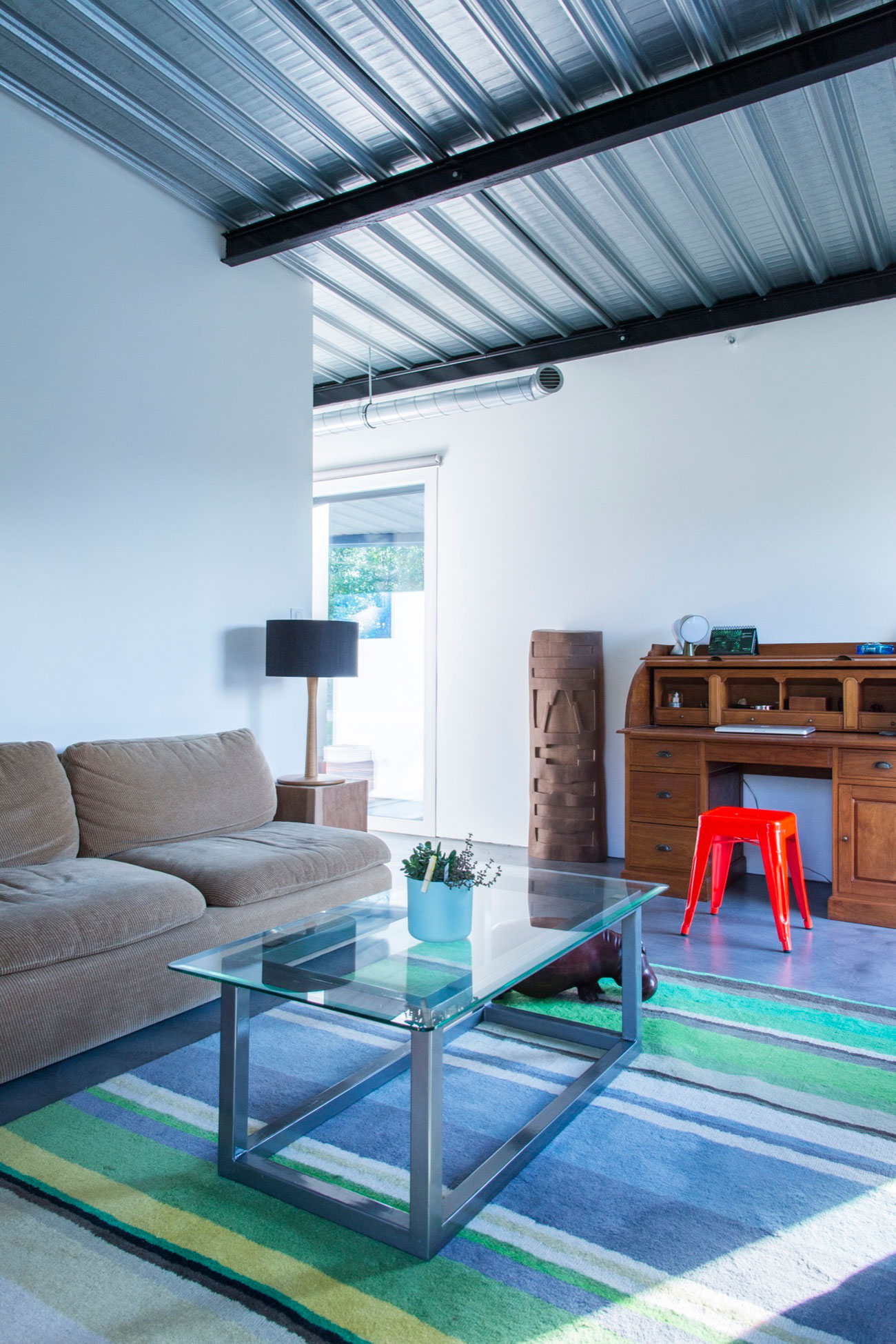 A Two Shipping Containers Turned into a Modern House for a Writer and Sculptor in Saint-Bresson by Spray Architecture & Gabrielle Vella-Boucaud (12)