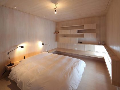 A Unique Contemporary House with Simple Elegant Interiors in Austria by Delugan Meissl Associated Architects (14)
