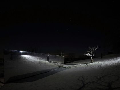 A Unique Contemporary House with Simple Elegant Interiors in Austria by Delugan Meissl Associated Architects (22)