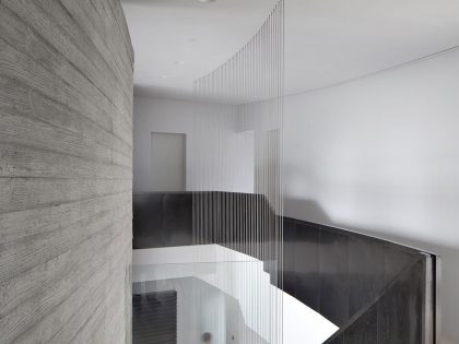 A Unique and Ultra-Modern Concrete House in Busan, South Korea by Architect-K (24)