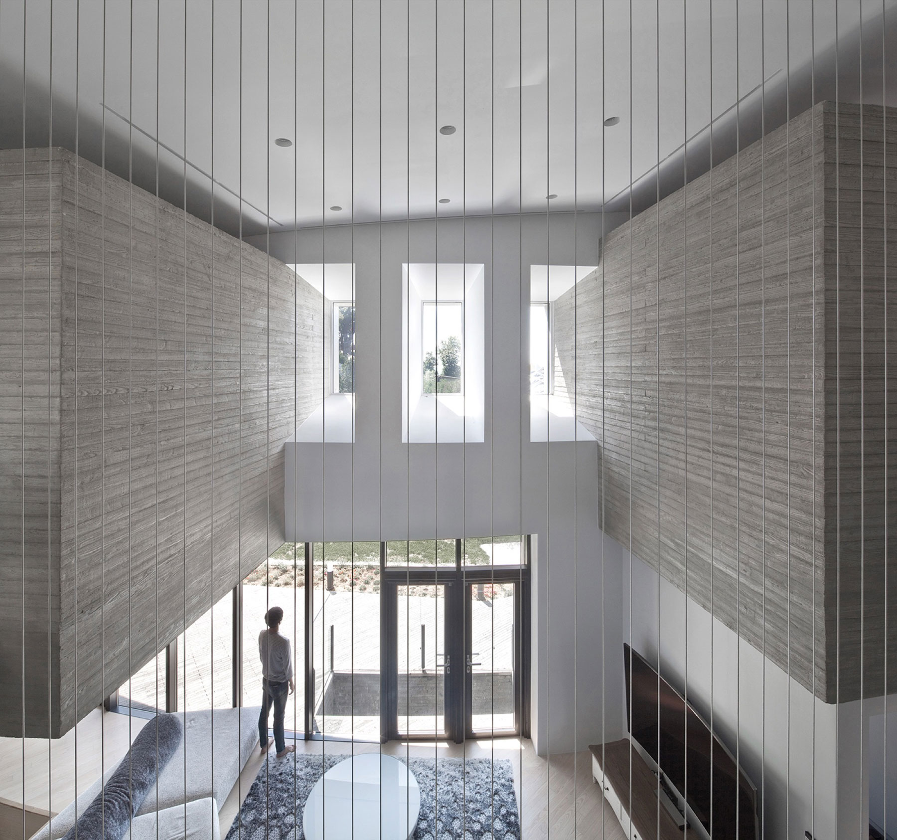 A Unique and Ultra-Modern Concrete House in Busan, South Korea by Architect-K (25)