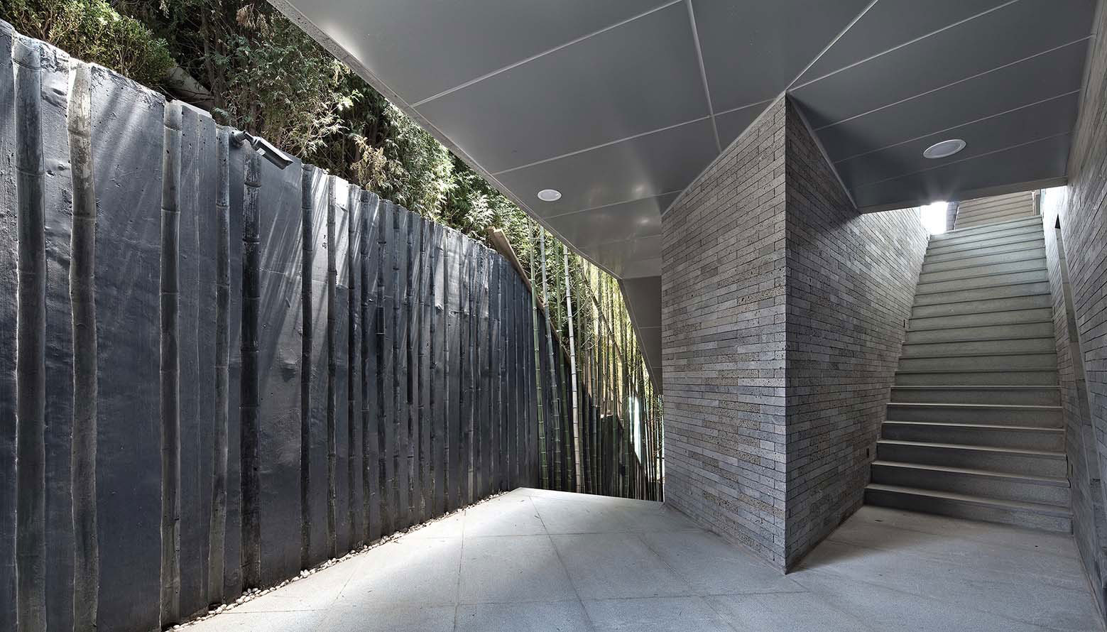 A Unique and Ultra-Modern Concrete House in Busan, South Korea by Architect-K (8)