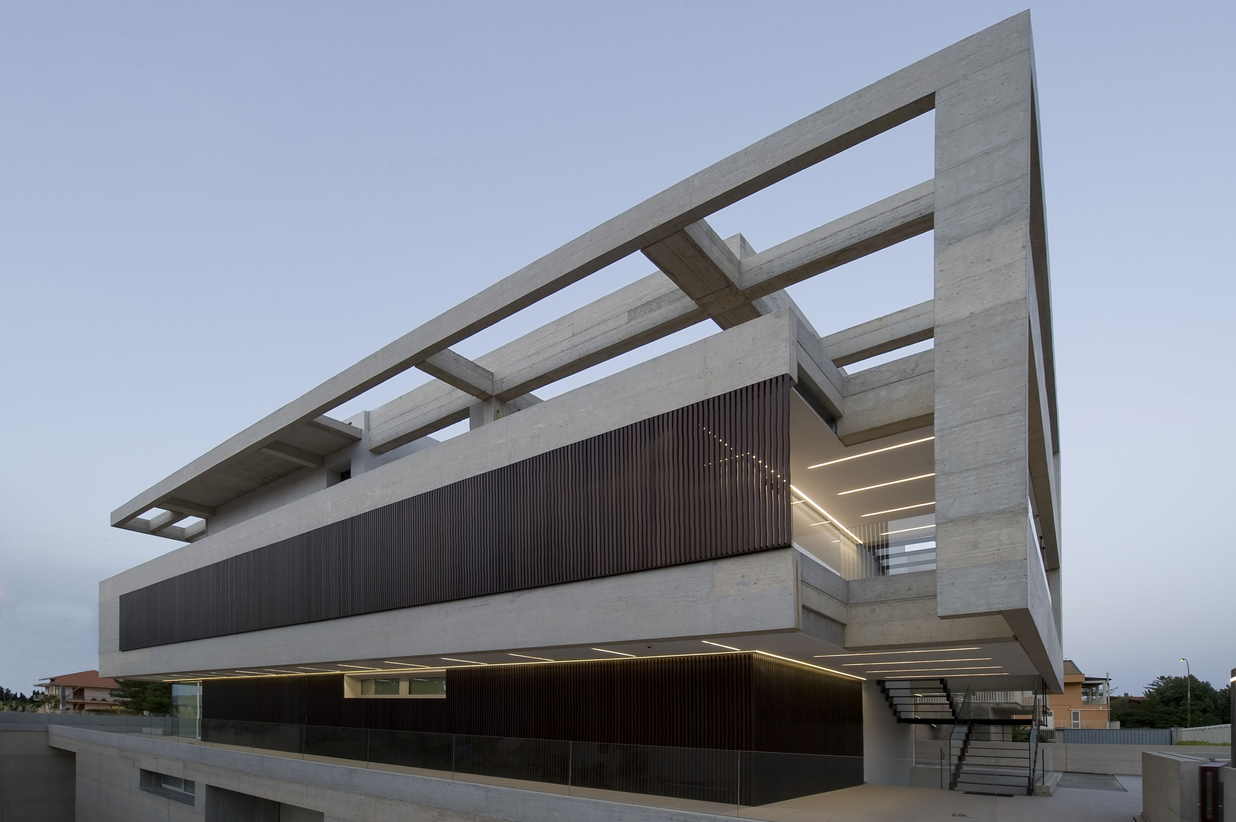A Vast and Futuristic Contemporary Home with Sophisticated Interiors in Ragusa, Italy by Architrend (28)