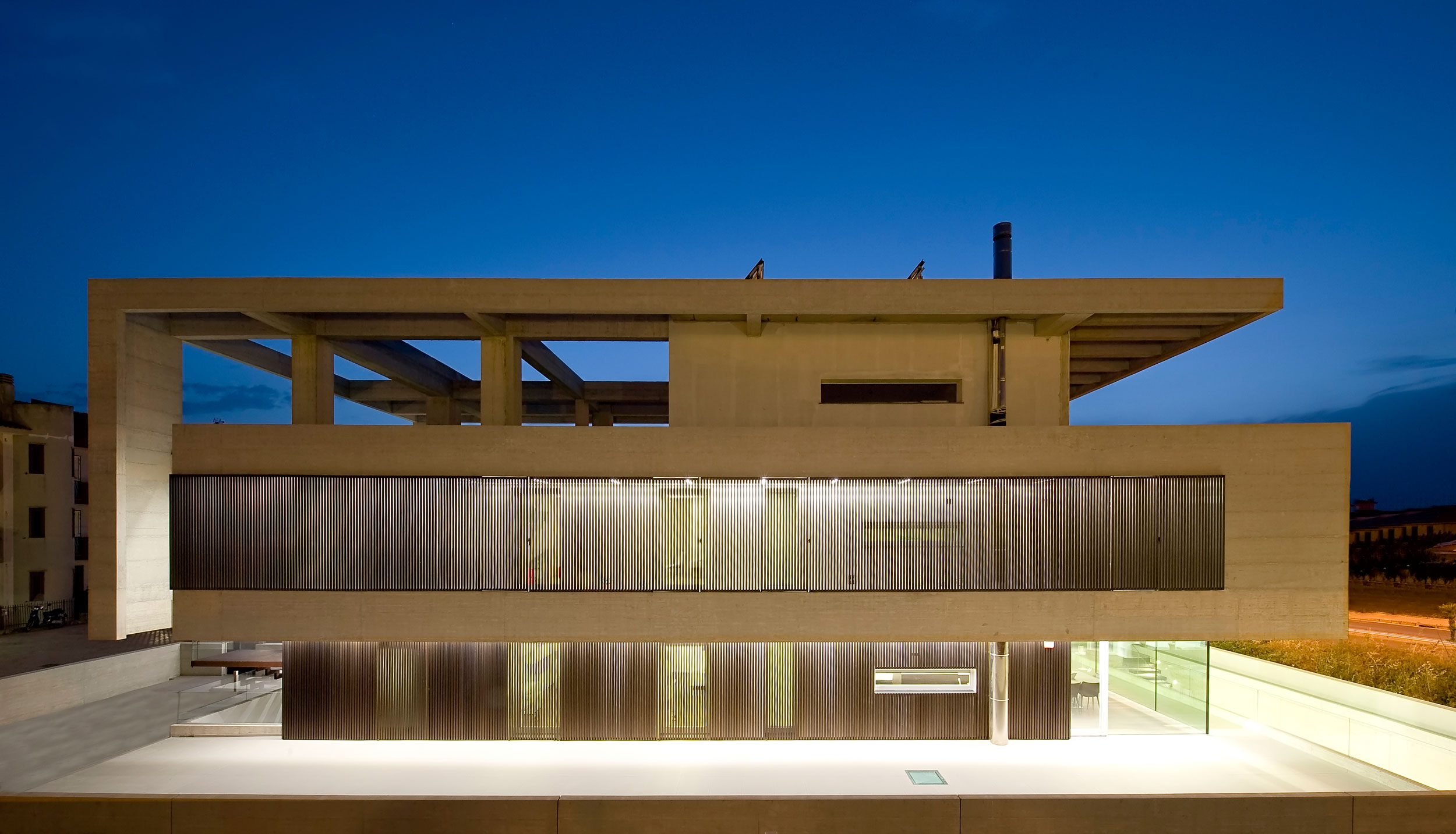 A Vast and Futuristic Contemporary Home with Sophisticated Interiors in Ragusa, Italy by Architrend (32)